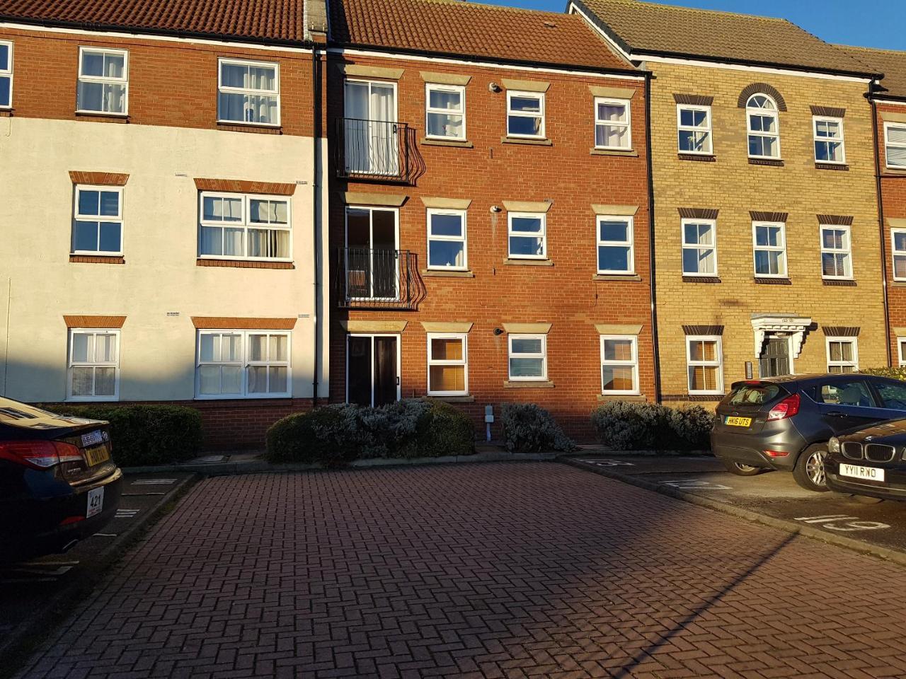 Hullidays Victora Dock- Refurbished 2024 Kingston upon Hull Exterior foto